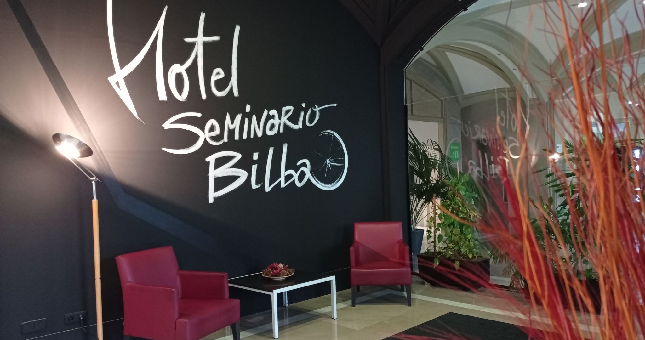 hotel-seminario-bilbao-grafity.jpg