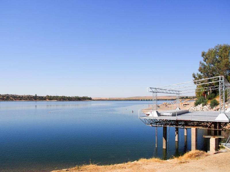 Imagen de alojamiento Embalse de Orellana . Imagen de alojamiento Embalse de Orellana .