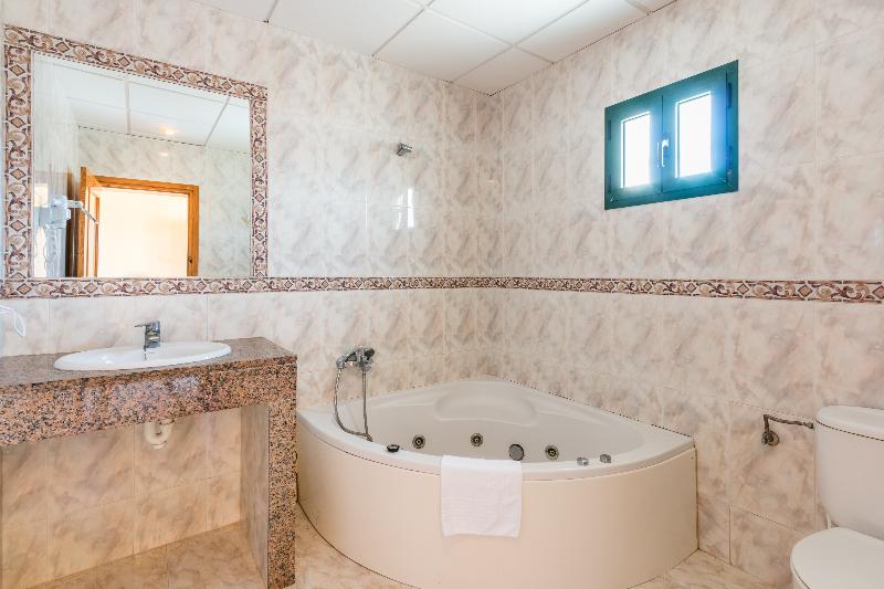 Imagen de alojamiento Apartamentos Cabo de Baños by MIJ Imagen de alojamiento Apartamentos Cabo de Baños by MIJ
