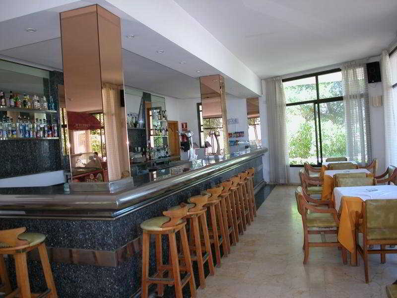 Imagen de alojamiento Hotel - Apartamentos Ses Savines Imagen de alojamiento Hotel - Apartamentos Ses Savines