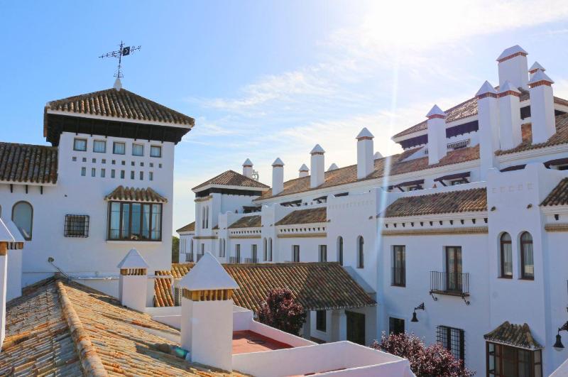 Imagen de alojamiento 30 Degrees - Hotel El Cortijo Matalascañas Imagen de alojamiento 30 Degrees - Hotel El Cortijo Matalascañas