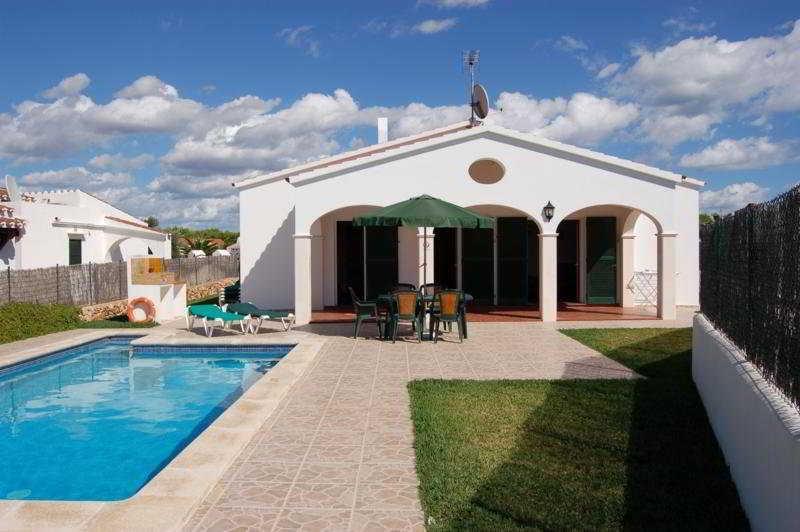 Imagen de alojamiento Calan Bosch Villas Imagen de alojamiento Calan Bosch Villas