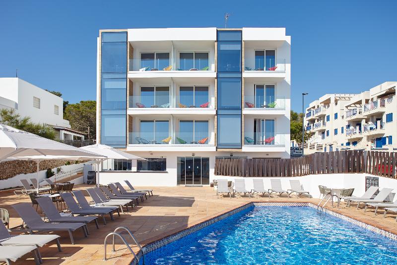 Imagen de alojamiento Sol Bahia Ibiza Suites