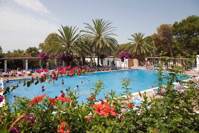 Imagen de alojamiento Cala Llenya Resort Ibiza