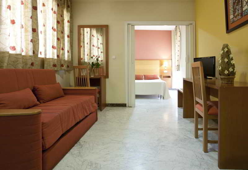 Imagen de alojamiento Los Girasoles II Apartamentos Turisticos