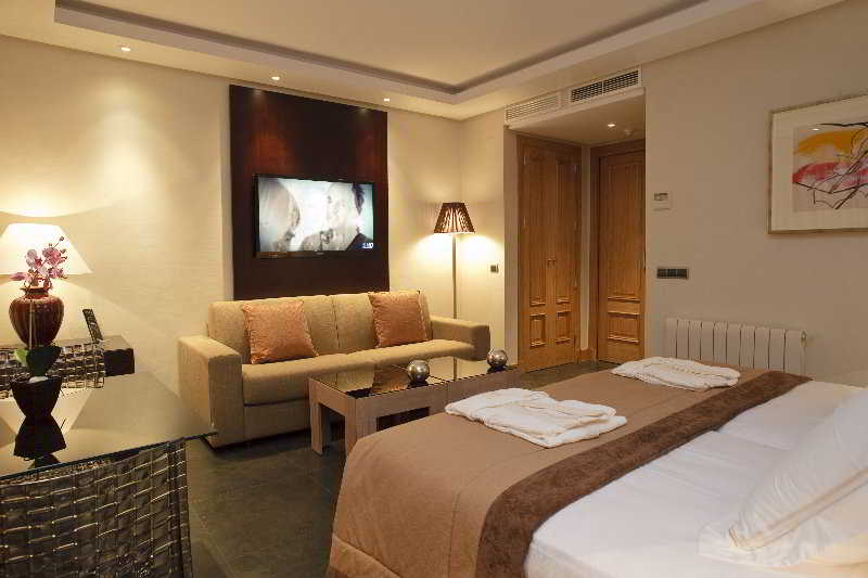 Imagen de alojamiento Nexus Benalmadena Suites and Apartments Imagen de alojamiento Nexus Benalmadena Suites and Apartments