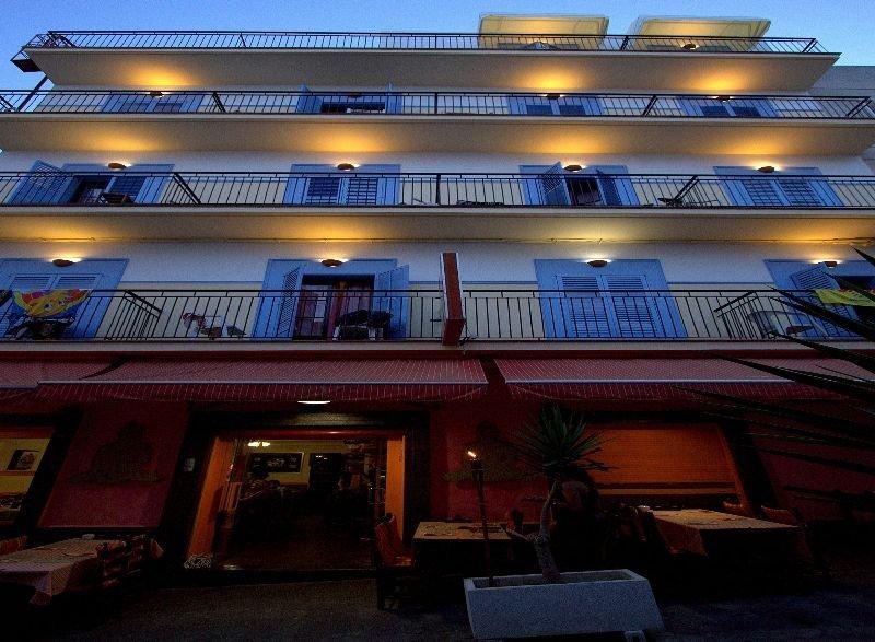 Imagen de alojamiento Hostal Ferrer Imagen de alojamiento Hostal Ferrer