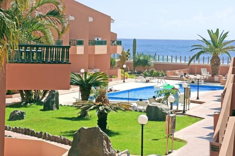 Imagen de alojamiento Apartamentos Las Tres Palmeras Imagen de alojamiento Apartamentos Las Tres Palmeras