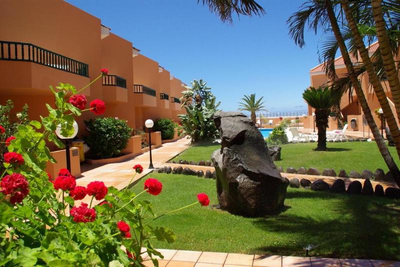 Imagen de alojamiento Apartamentos Las Tres Palmeras Imagen de alojamiento Apartamentos Las Tres Palmeras