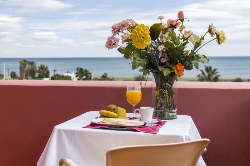 Imagen de alojamiento Hotel Las Camelias Imagen de alojamiento Hotel Las Camelias