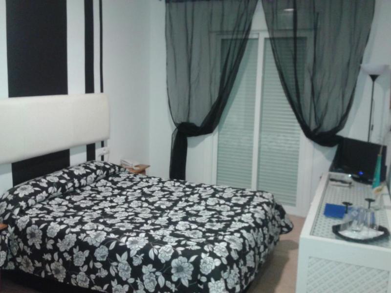 Imagen de alojamiento Hostal Alhaja Playa Imagen de alojamiento Hostal Alhaja Playa