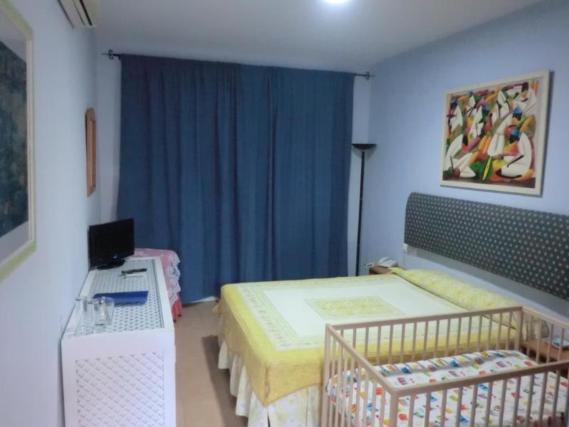 Imagen de alojamiento Hostal Alhaja Playa Imagen de alojamiento Hostal Alhaja Playa