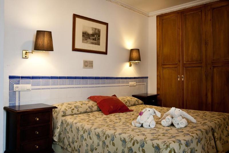 Imagen de alojamiento Hostal Plaza Cantarero Imagen de alojamiento Hostal Plaza Cantarero