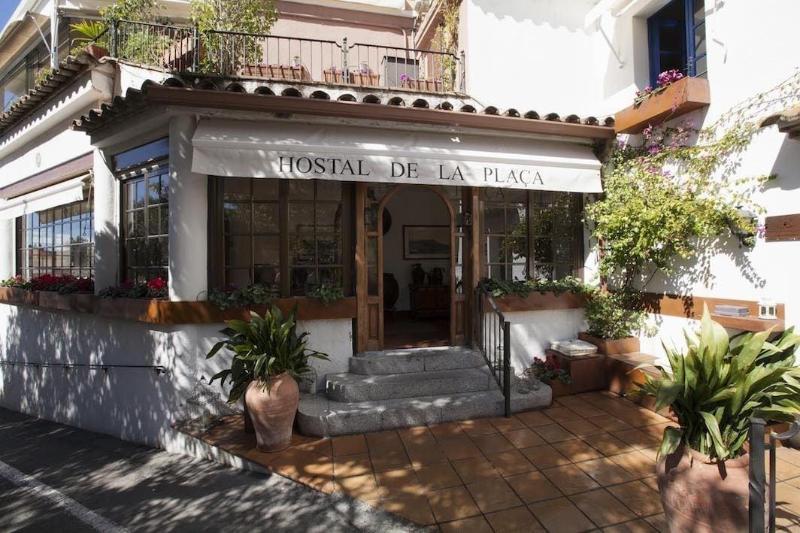 Imagen de alojamiento Hostal De La Plaça Imagen de alojamiento Hostal De La Plaça