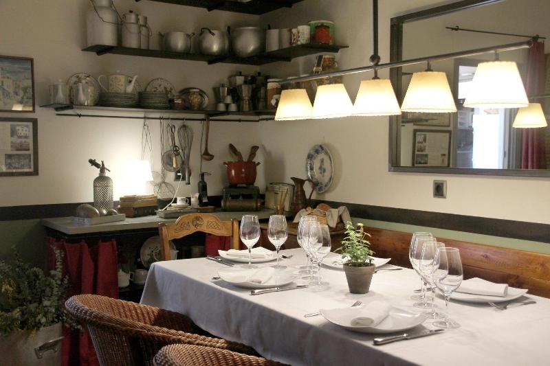 Imagen de alojamiento Hostal De La Plaça Imagen de alojamiento Hostal De La Plaça