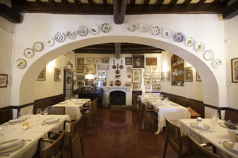 Imagen de alojamiento Hostal De La Plaça Imagen de alojamiento Hostal De La Plaça