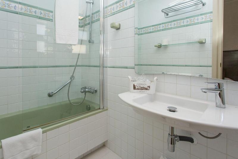 Imagen de alojamiento Hostal De La Plaça Imagen de alojamiento Hostal De La Plaça