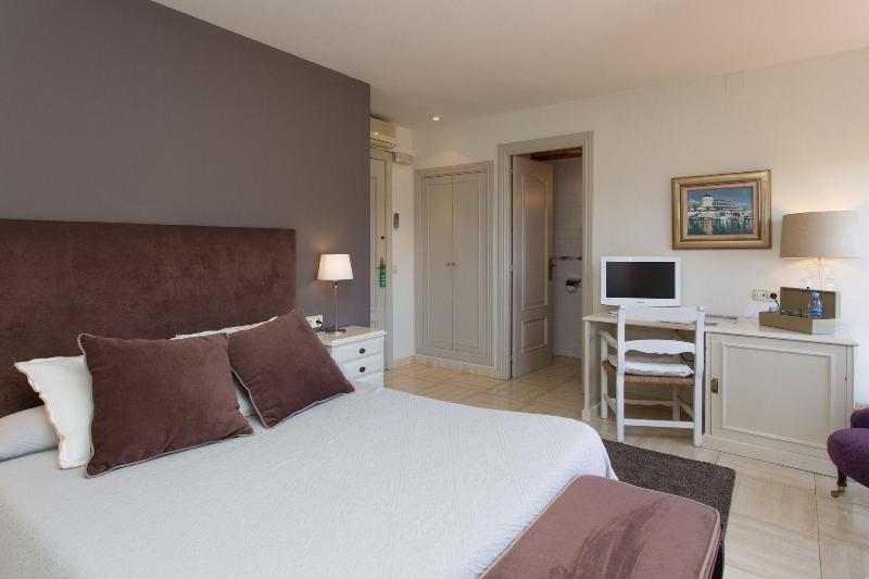 Imagen de alojamiento Hostal De La Plaça Imagen de alojamiento Hostal De La Plaça