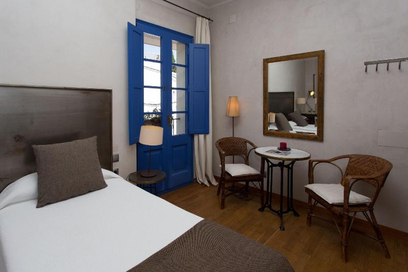 Imagen de alojamiento Hostal De La Plaça Imagen de alojamiento Hostal De La Plaça