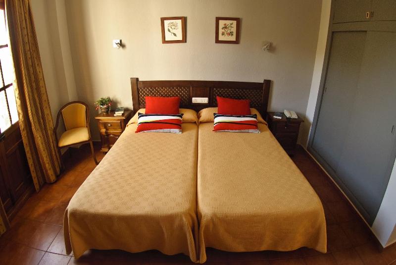 Imagen de alojamiento Hotel Galaroza Sierra Imagen de alojamiento Hotel Galaroza Sierra