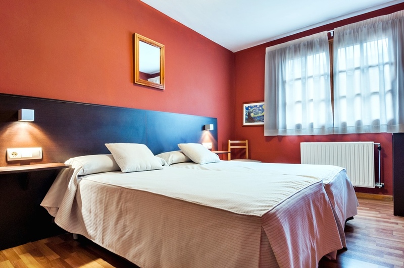 Imagen de alojamiento Hotel Esquirol Imagen de alojamiento Hotel Esquirol