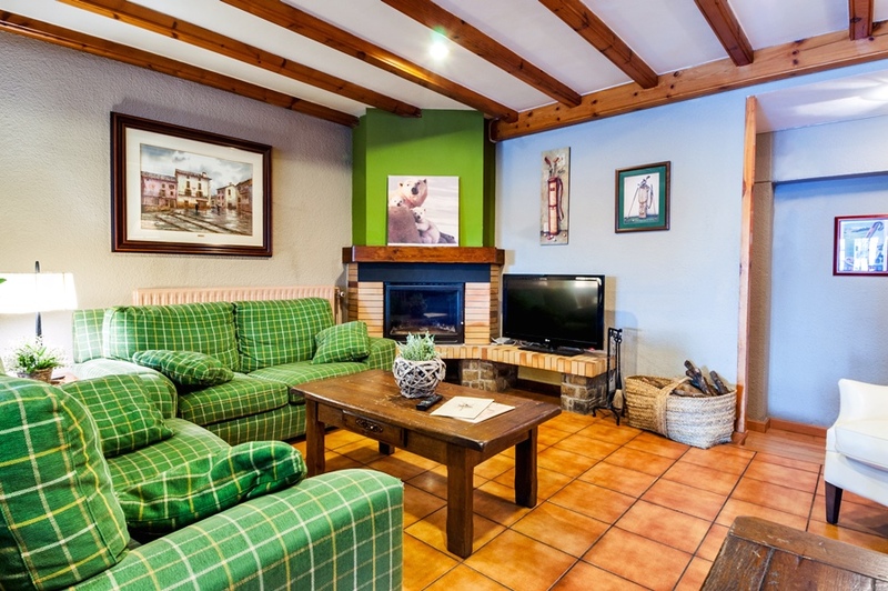 Imagen de alojamiento Hotel Esquirol Imagen de alojamiento Hotel Esquirol