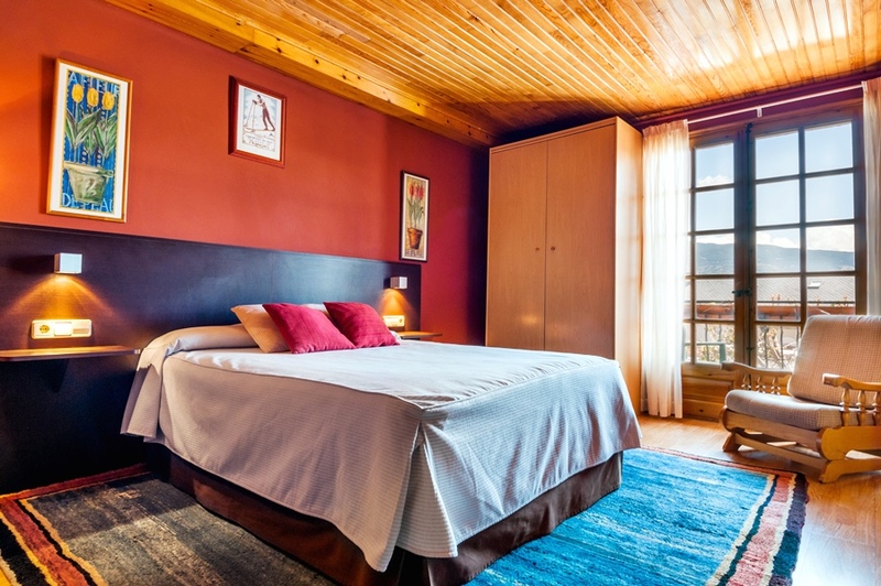 Imagen de alojamiento Hotel Esquirol Imagen de alojamiento Hotel Esquirol