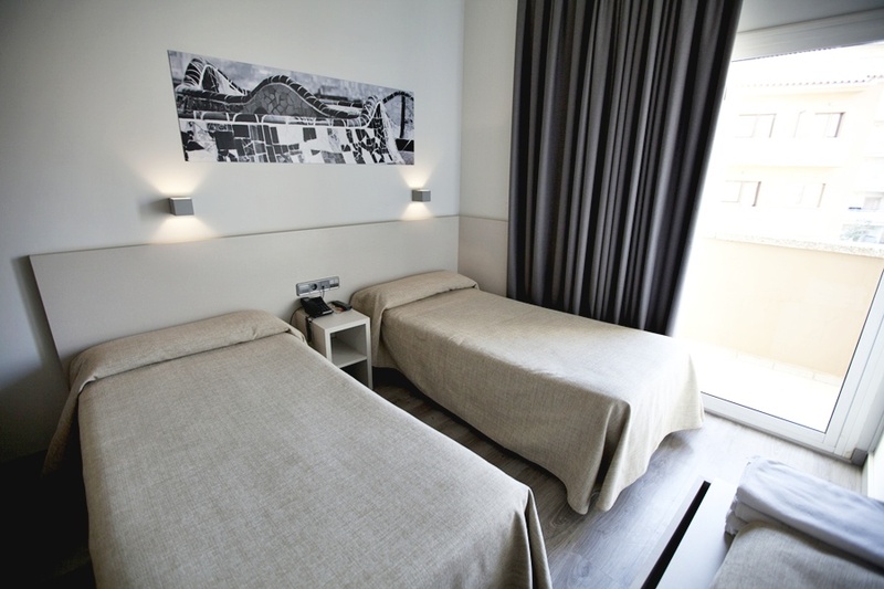 Imagen de alojamiento Hotel Ciutat De Sant Adria Imagen de alojamiento Hotel Ciutat De Sant Adria