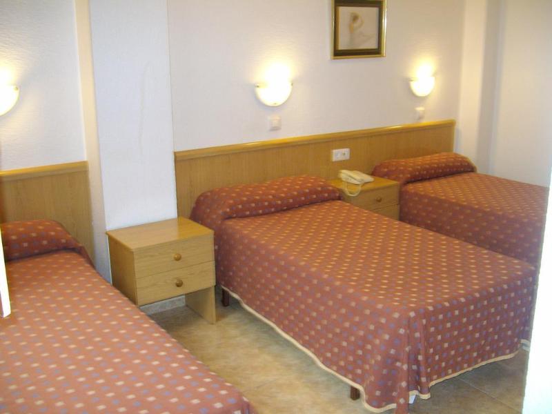 Imagen de alojamiento Hostal El Altet Imagen de alojamiento Hostal El Altet