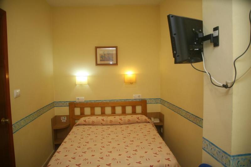 Imagen de alojamiento Hostal El Altet Imagen de alojamiento Hostal El Altet