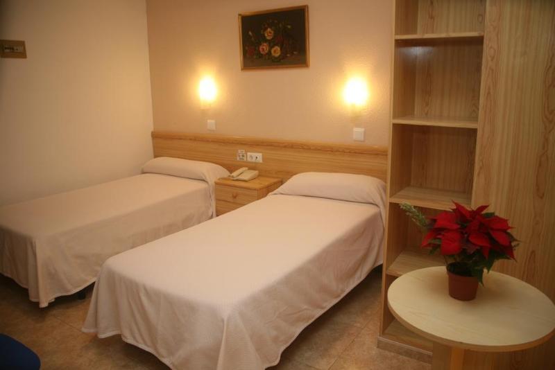Imagen de alojamiento Hostal El Altet Imagen de alojamiento Hostal El Altet