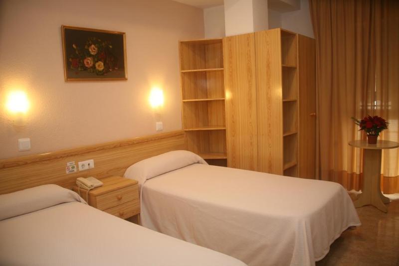 Imagen de alojamiento Hostal El Altet Imagen de alojamiento Hostal El Altet