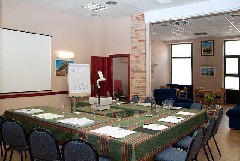 Imagen de alojamiento Hotel Villa De Ayerbe Imagen de alojamiento Hotel Villa De Ayerbe