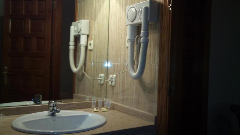 Imagen de alojamiento Hotel Mairena Imagen de alojamiento Hotel Mairena