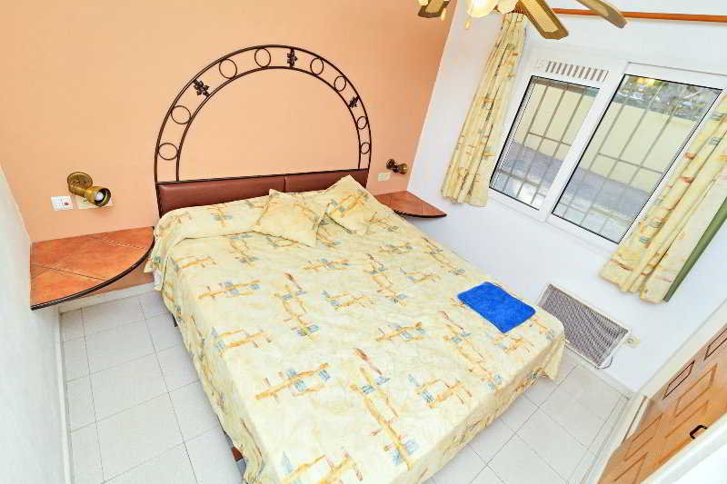 Imagen de alojamiento Apartamentos La Racona Imagen de alojamiento Apartamentos La Racona