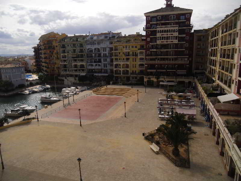 Imagen de alojamiento Valencia Port Saplaya Apartamentos Imagen de alojamiento Valencia Port Saplaya Apartamentos