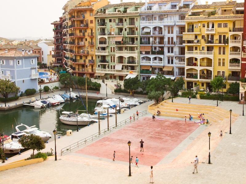 Imagen de alojamiento Valencia Port Saplaya Apartamentos Imagen de alojamiento Valencia Port Saplaya Apartamentos