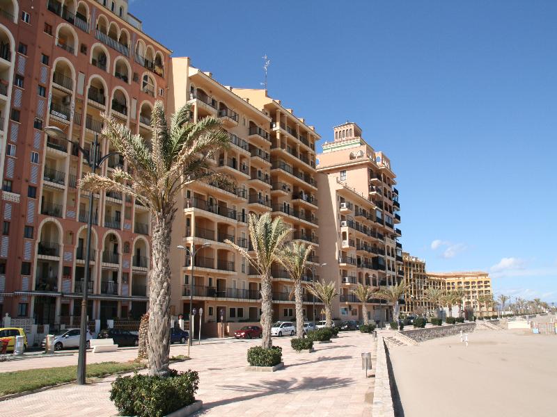 Imagen de alojamiento Valencia Port Saplaya Apartamentos Imagen de alojamiento Valencia Port Saplaya Apartamentos
