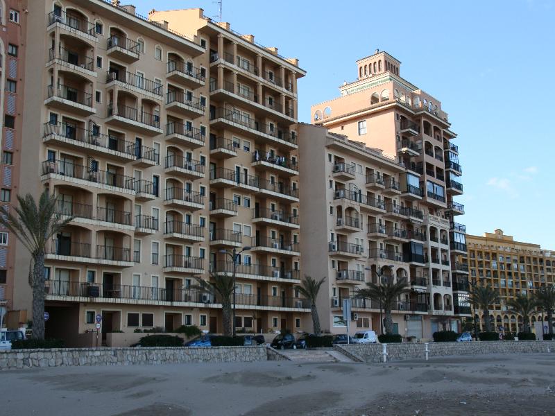 Imagen de alojamiento Valencia Port Saplaya Apartamentos Imagen de alojamiento Valencia Port Saplaya Apartamentos