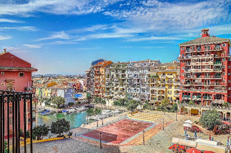 Imagen de alojamiento Valencia Port Saplaya Apartamentos Imagen de alojamiento Valencia Port Saplaya Apartamentos