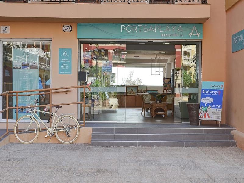 Imagen de alojamiento Valencia Port Saplaya Apartamentos Imagen de alojamiento Valencia Port Saplaya Apartamentos