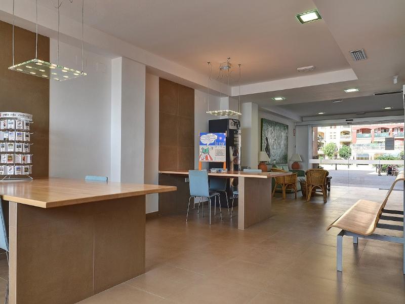 Imagen de alojamiento Valencia Port Saplaya Apartamentos Imagen de alojamiento Valencia Port Saplaya Apartamentos