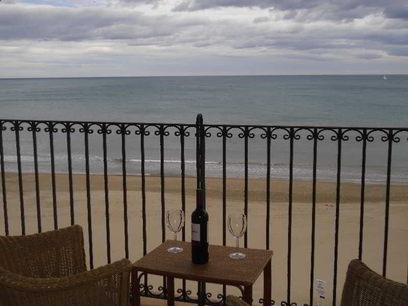 Imagen de alojamiento Valencia Port Saplaya Apartamentos Imagen de alojamiento Valencia Port Saplaya Apartamentos