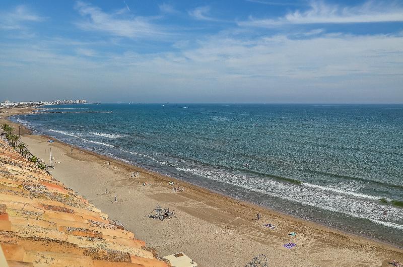 Imagen de alojamiento Valencia Port Saplaya Apartamentos Imagen de alojamiento Valencia Port Saplaya Apartamentos