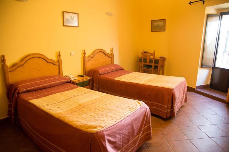 Imagen de alojamiento Hostal Hueso Imagen de alojamiento Hostal Hueso