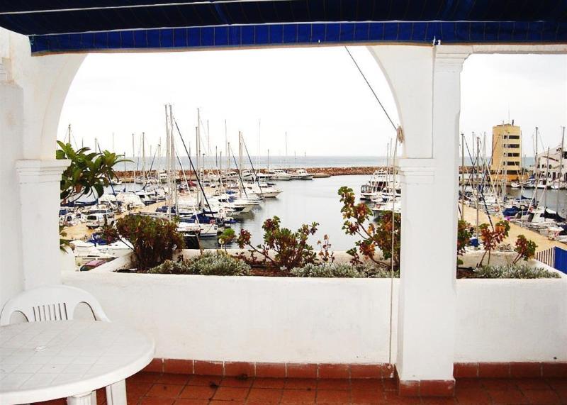 Imagen de alojamiento Kross Puerto Aguadulce Imagen de alojamiento Kross Puerto Aguadulce