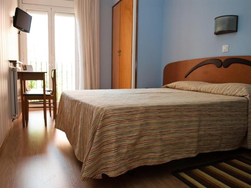 Imagen de alojamiento Hostal Fabrellas Imagen de alojamiento Hostal Fabrellas