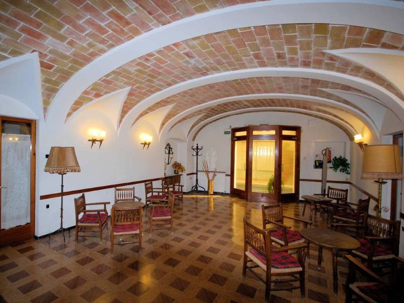 Imagen de alojamiento Hostal Fabrellas Imagen de alojamiento Hostal Fabrellas