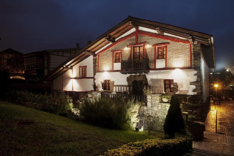 Imagen de alojamiento Hotel Iraragorri Imagen de alojamiento Hotel Iraragorri