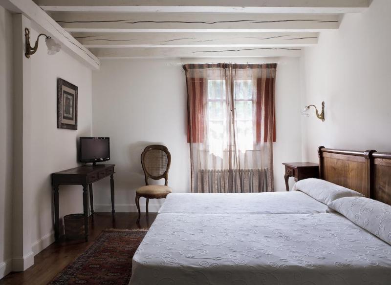 Imagen de alojamiento Hotel Iraragorri Imagen de alojamiento Hotel Iraragorri